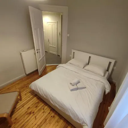 Daire Dreamy Apartment City Center 4 Thesbnbgr Selanik